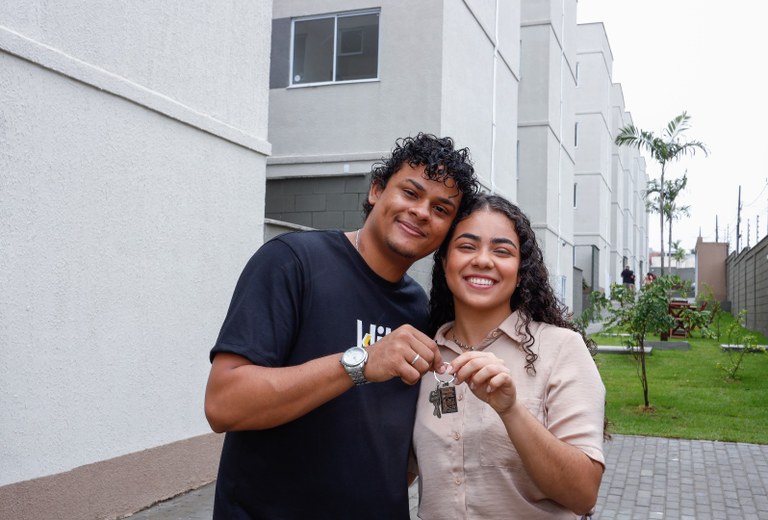 Governo do Estado entrega residencial com 224 apartamentos em Campina Grande