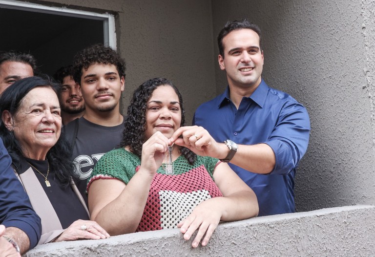 Governador Lucas Ribeiro entrega residencial com 192 moradias em João Pessoa e reforça compromisso com a habitação popular
