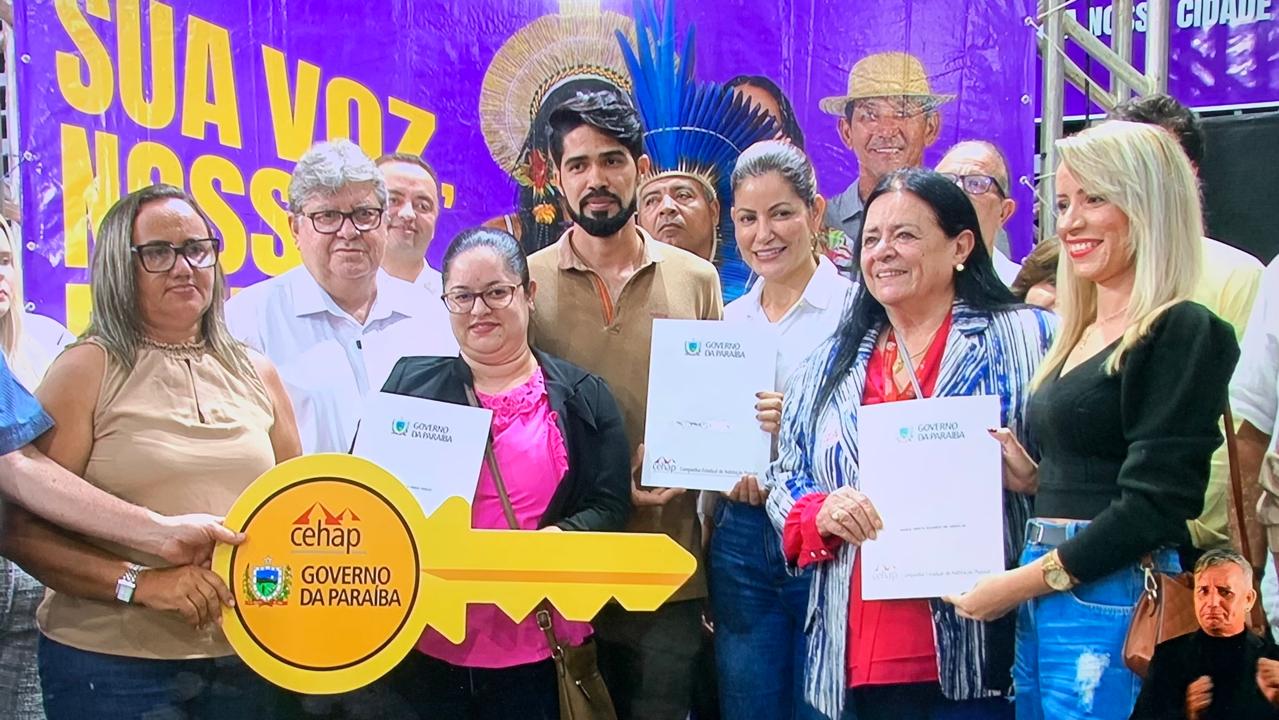 Cehap entrega casas do Parceiros da Habitação em Capim e Jacaraú  