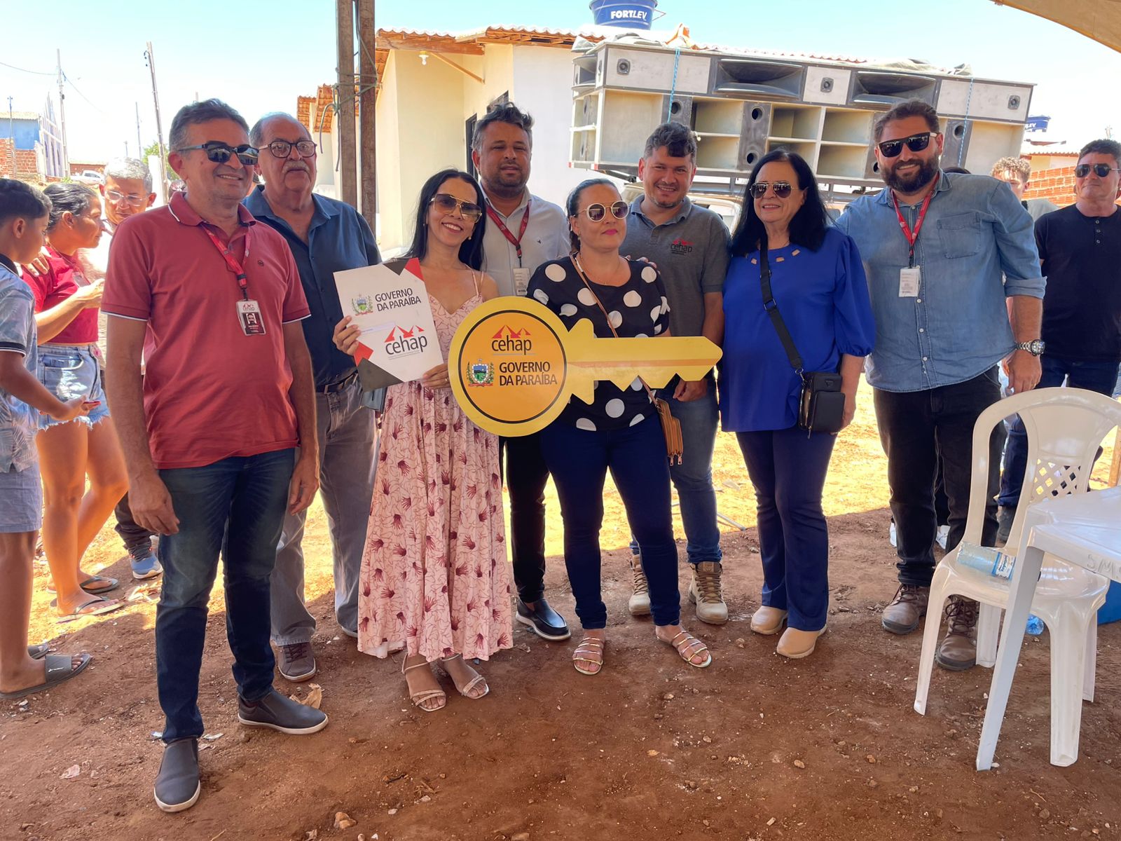 Governo do Estado entrega casas do Programa Parceiros da Habitação em Sumé