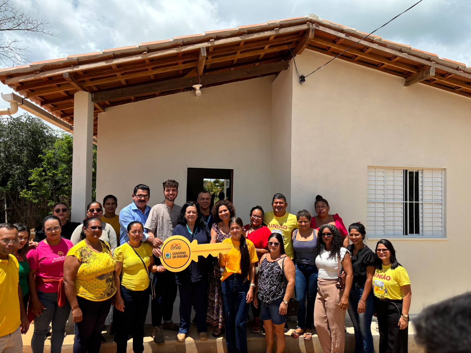 Governo da Paraíba entrega novas moradias em Alagoinha e reforça programa habitacional no Sertão
